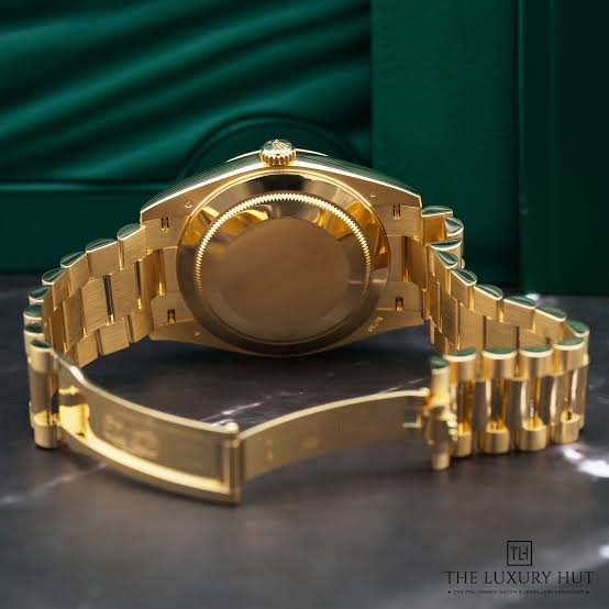 rolex oyster perpetual chain watch